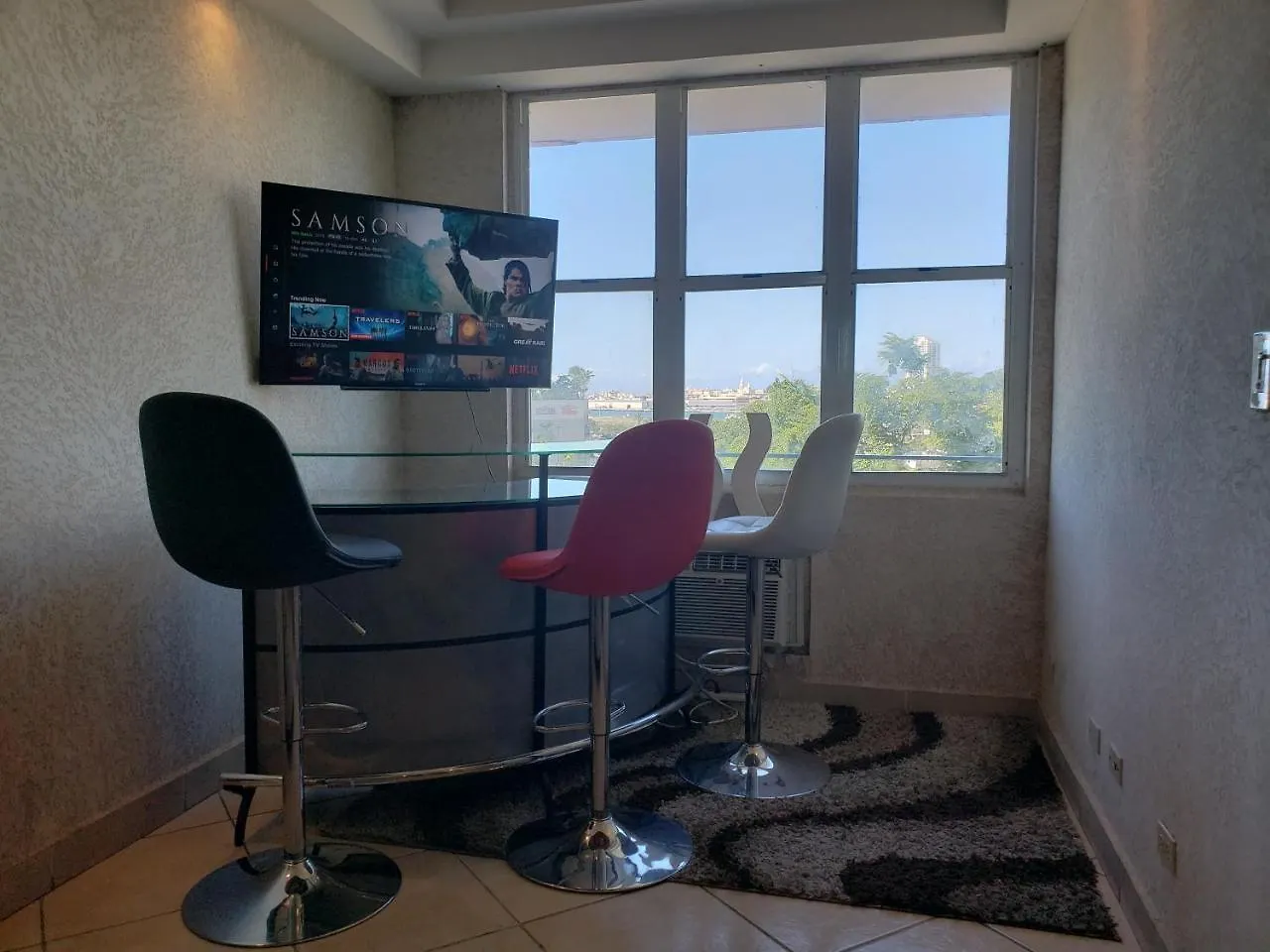 Apt In San Juan, 4 Guests Max, 1 Br-1 Bth, Full Kitchen, Free Internet-Parking联系方式