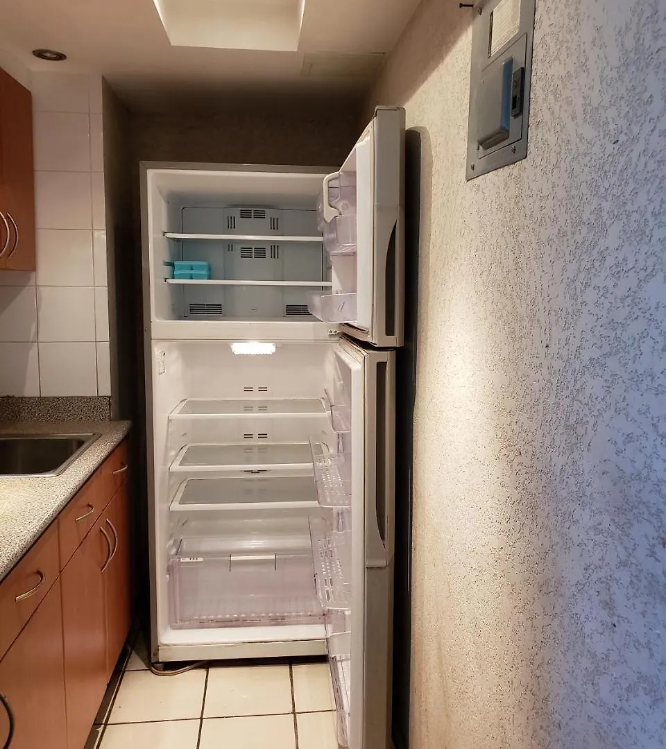 Apt In San Juan, 4 Guests Max, 1 Br-1 Bth, Full Kitchen, Free Internet-Parking 0*,  波多黎各